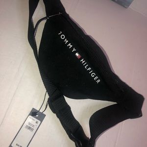 Tommy Hilfiger Fanny pack ⏪
